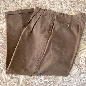 GH Bass & Co. Men's Cuffed And Pleated Front Pants Size 38/32